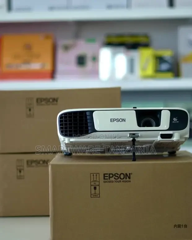 Epson Eb-S41 Portable Projector  3300 Lumens Svga Hdmi